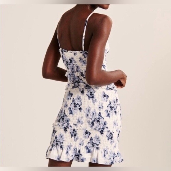 Abercrombie & Fitch Best Dressed Guest Smocked Mini Dress Blue Floral XXL - Picture 3 of 13